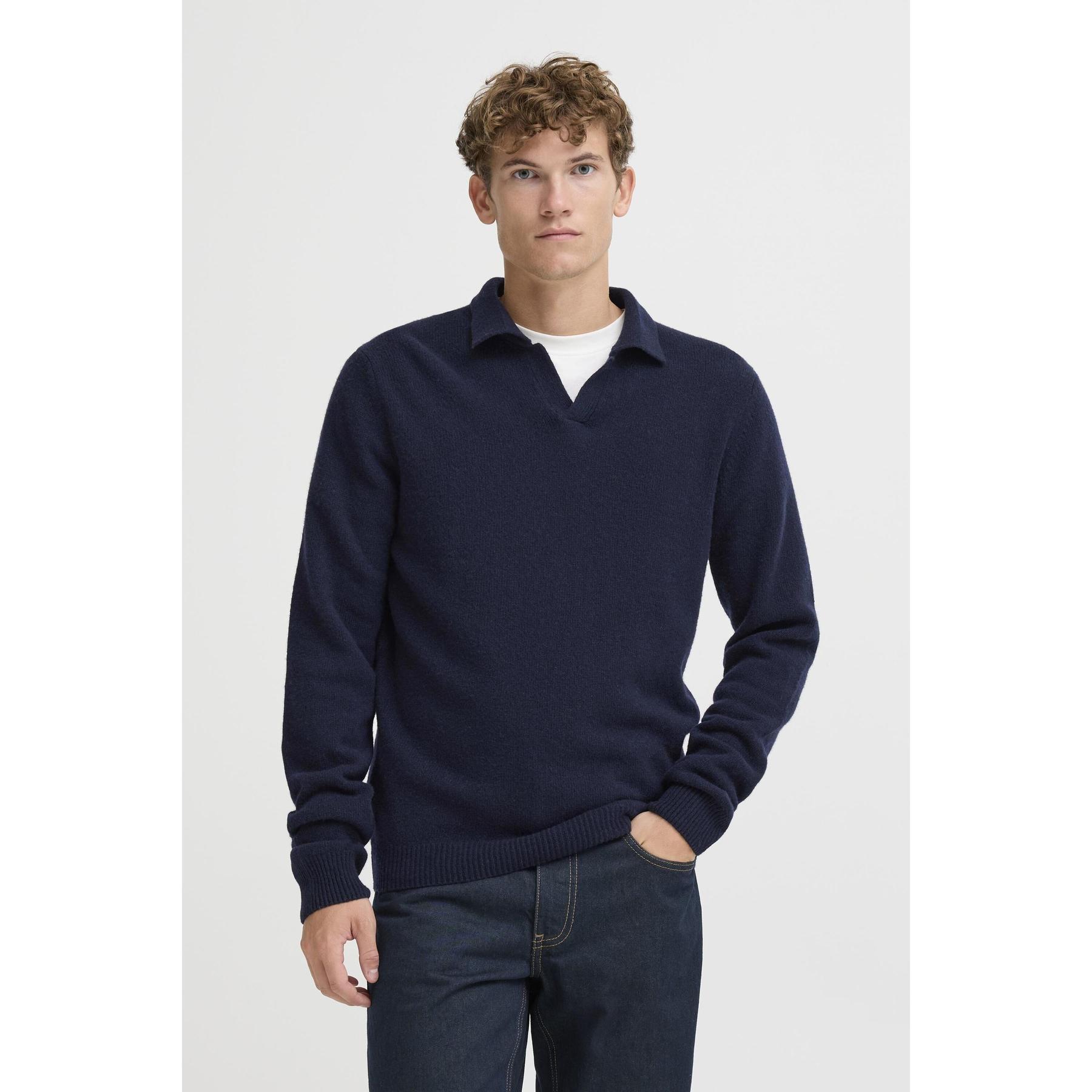 product/c/a/casual-friday_20505313-193923_4.jpg