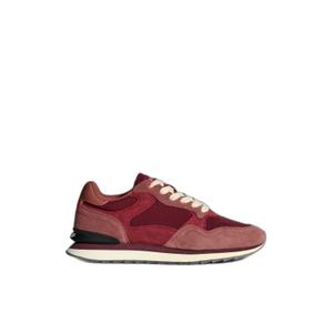 22502008-sneakers-hoff-city-dallas-rot