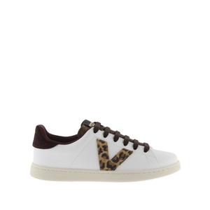 1125316-41-damen-schuhe-in-lederoptik-mit-tiermuster-victoria-burdeos