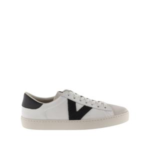 1126142-10-sneakers-victoria-berlin-negro