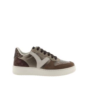 1258257-594-damen-sneakers-aus-metallic-und-wildleder-victoria-madrid-platino